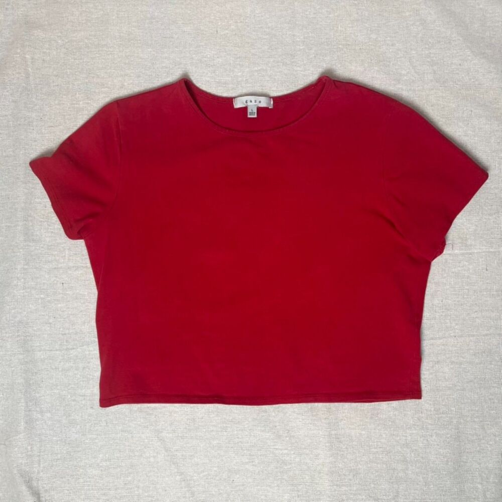 Gaze l Red Short Sleeve Cropped Baby Tee | Large